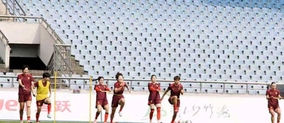 关于国际女足比赛实力对比对手，技术过硬取得优势的信息