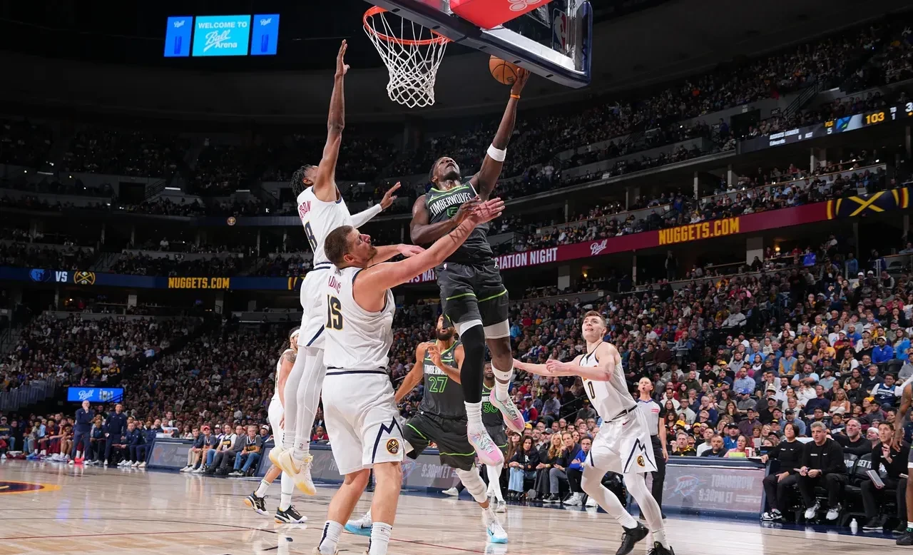 开云体育官网-森林狼逆袭掘金，扳平系列赛