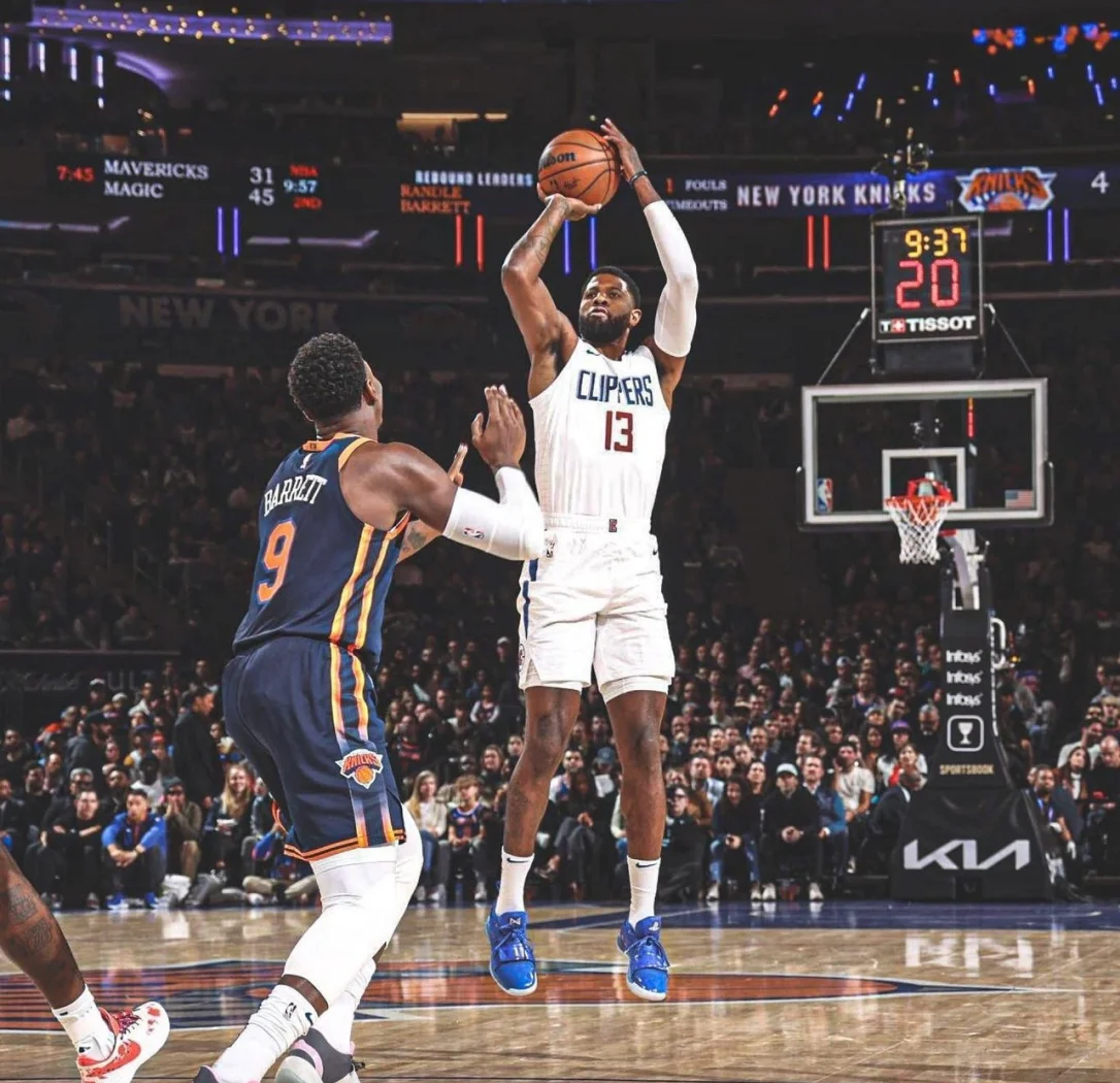 快船逆转尼克斯，实现七连胜