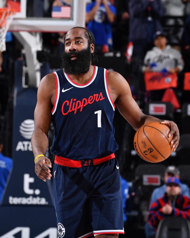 开云体育官网-快船主场擒下灰熊，乔治状态火