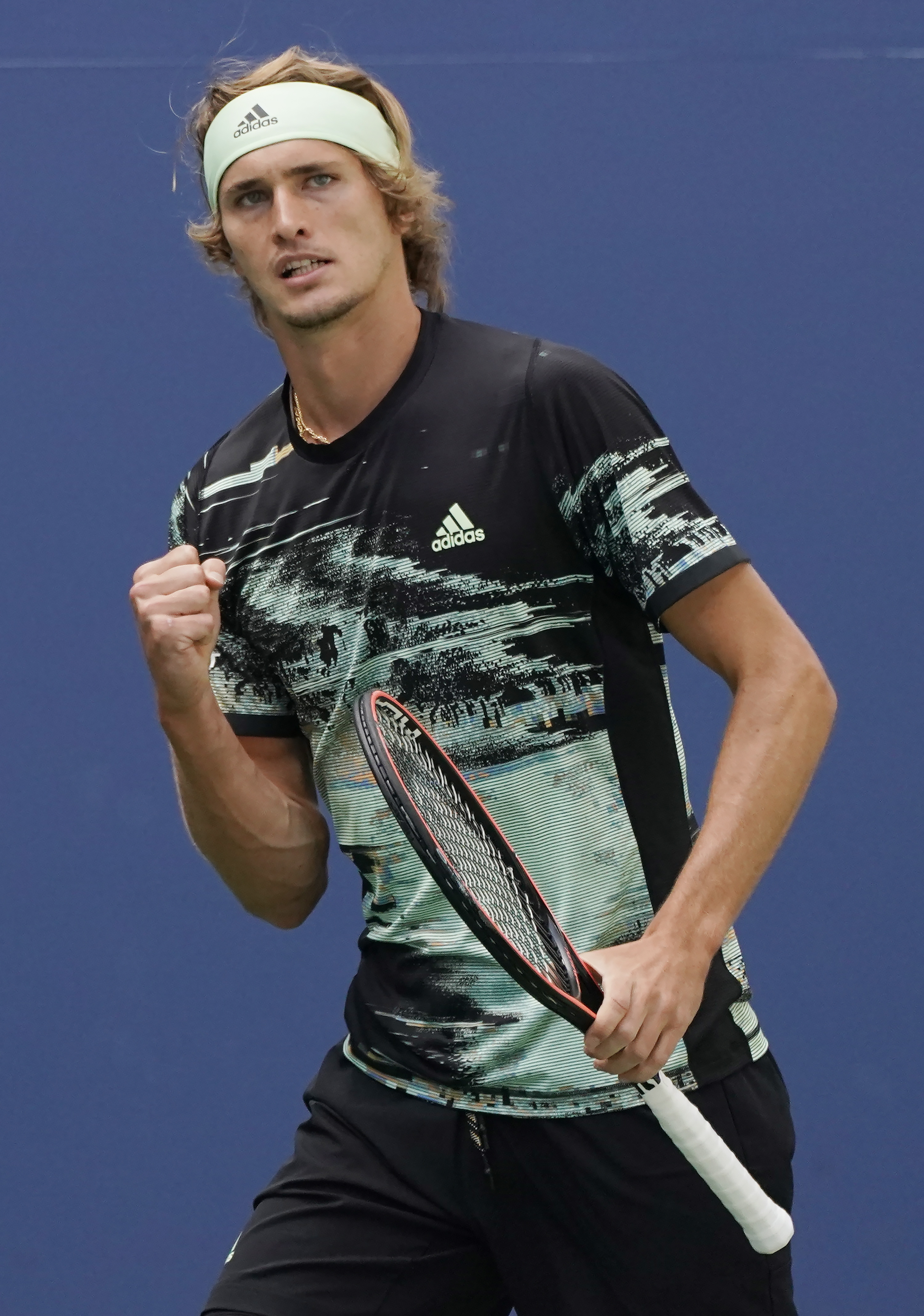 开云体育登录-包含德国网球队绝杀世界网球队，兹维列夫完成帽子戏法的词条