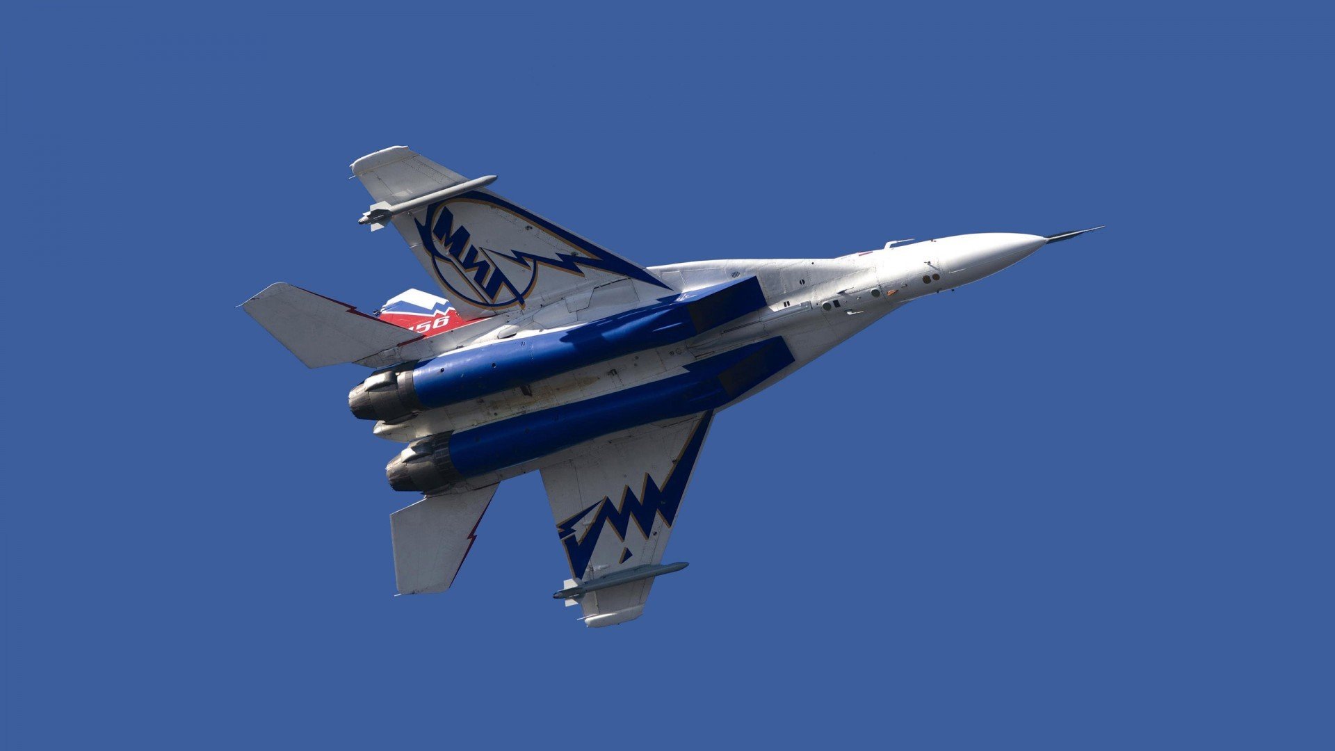 开云体育-曼联狂胜伊朗，弗拉霍维奇在世界排名争夺战中接管比赛