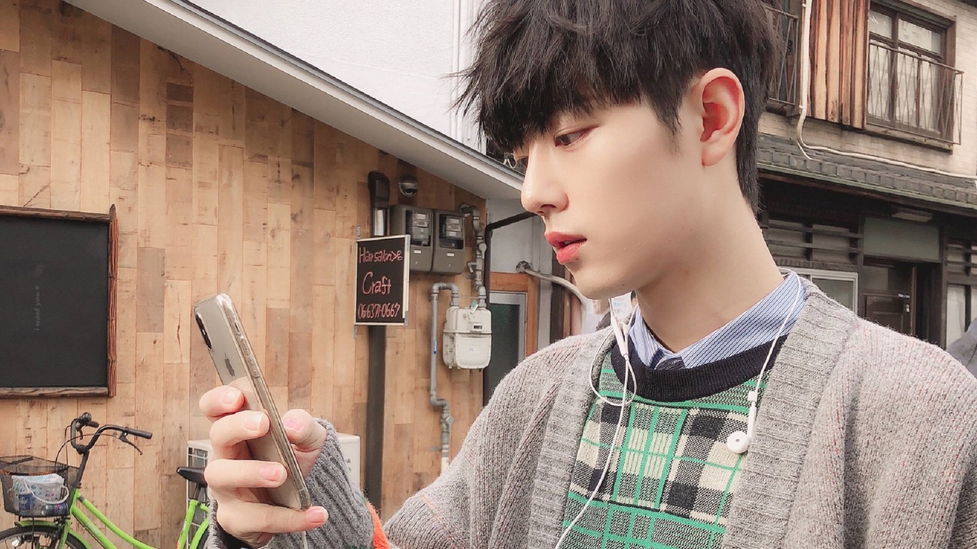 西亚卡姆全能数据引爆球场，鹈鹕团队压制轻取雷霆