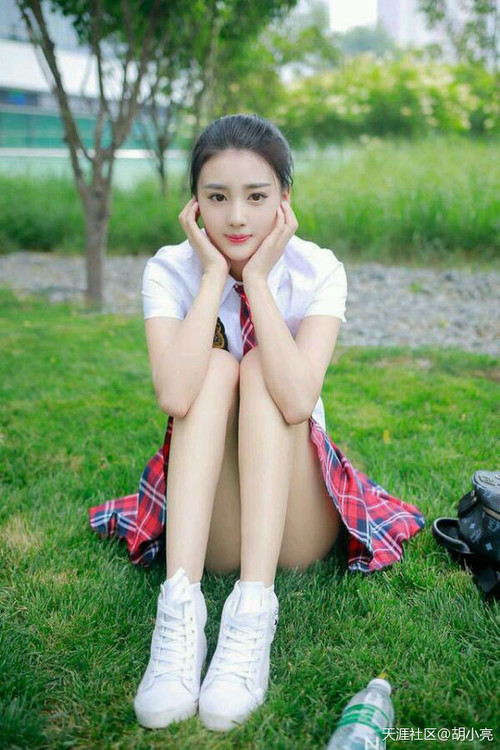 双面英雄，霍勒迪的绝杀与接管