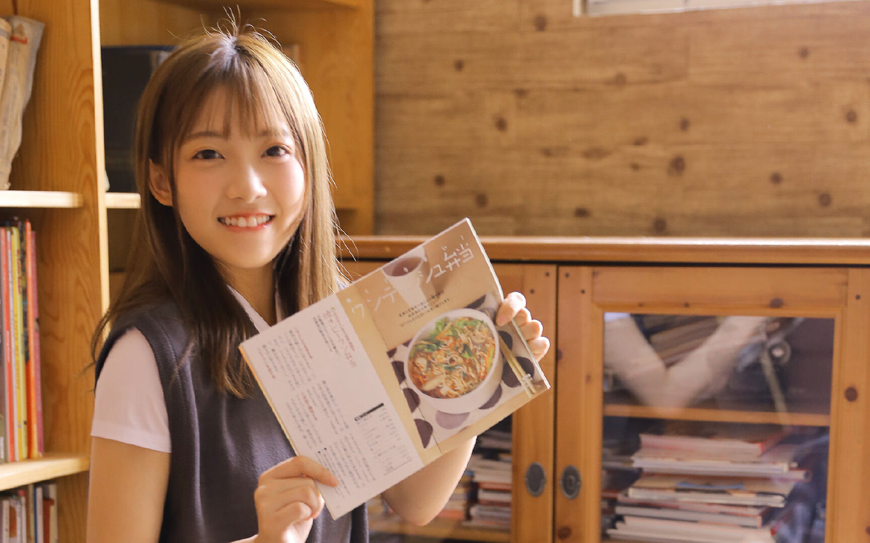 开云下载-夜之巅峰，当F1街道赛的轰鸣遇见利拉德的无解传奇