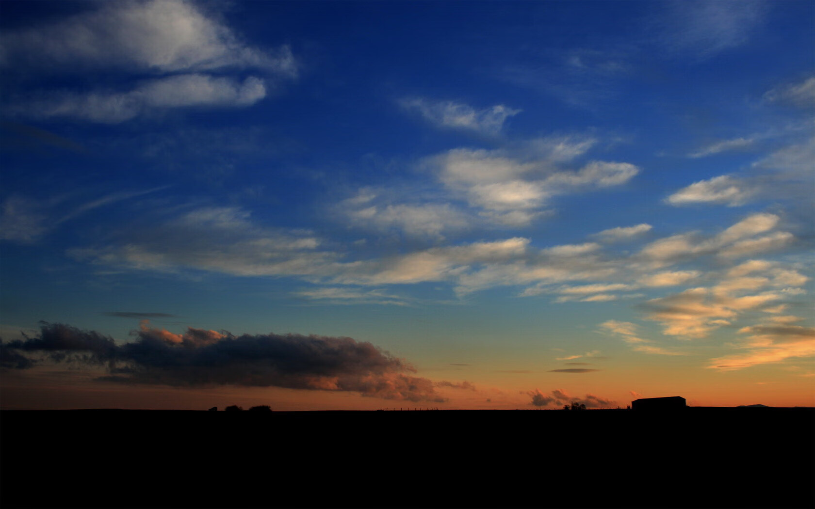 开云体育平台APP-法比尼奥，一夫当关，神针定海，皇马惊涛骇浪中驶过厄瓜多尔险滩
