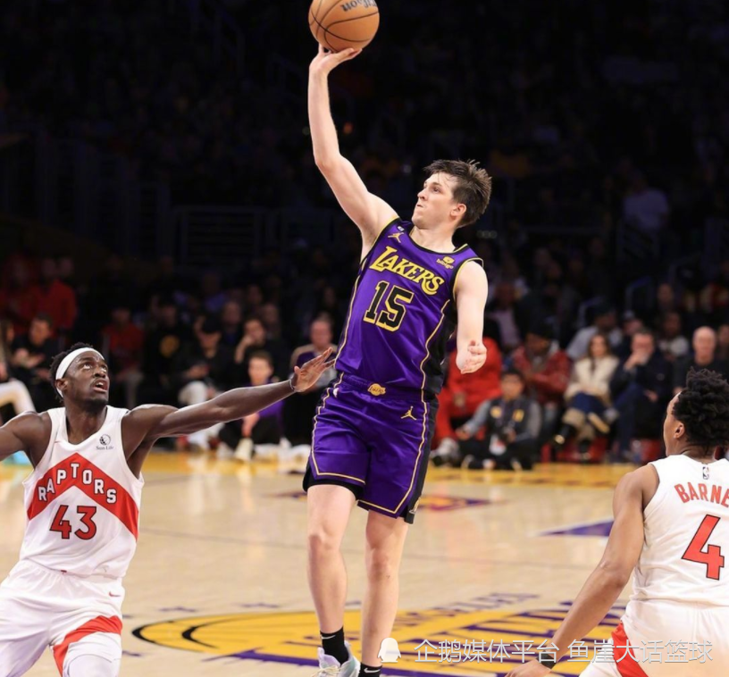 深圳队硬仗取胜公牛，小贾伦在F1街道赛接管比赛