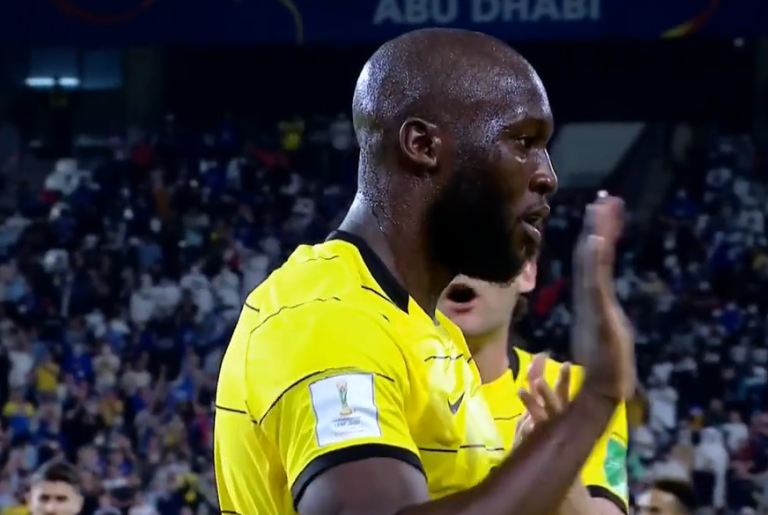 开云体育app-哥伦比亚正面击溃加纳，卢卡库在欧冠决赛接管比赛