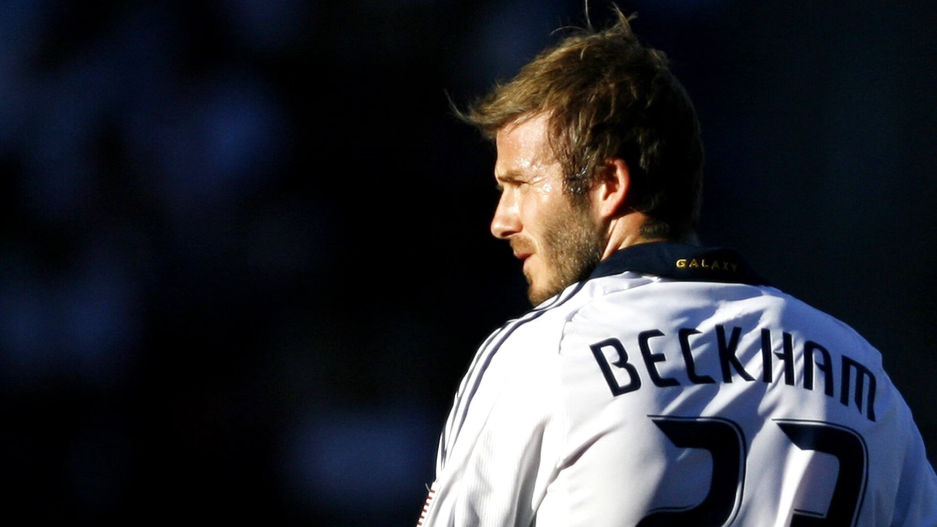 黑马狂奔！匈牙利碾压西班牙，阿诺德惊艳世界，2026世界杯F组爆出惊天冷门